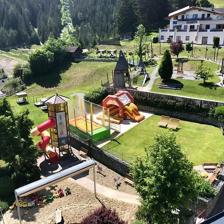 Familienhotel St.laurentius Hotel Fiss