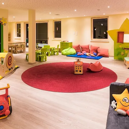 Familienhotel St.laurentius 4* Fiss