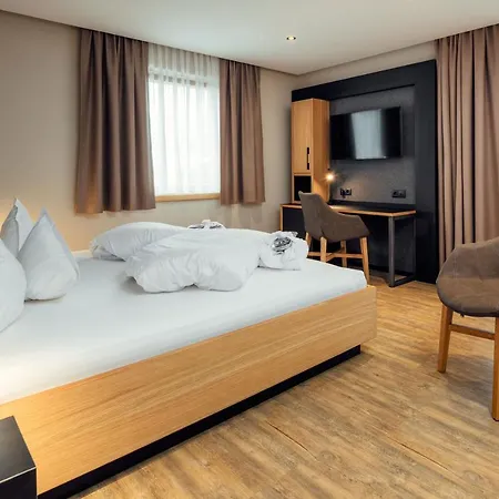 Familienhotel St.laurentius Fiss